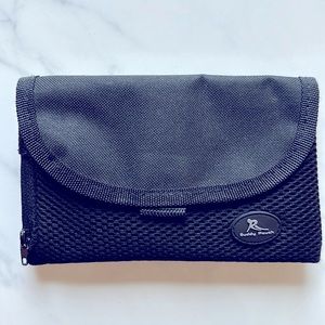 Running Buddy pouch like new